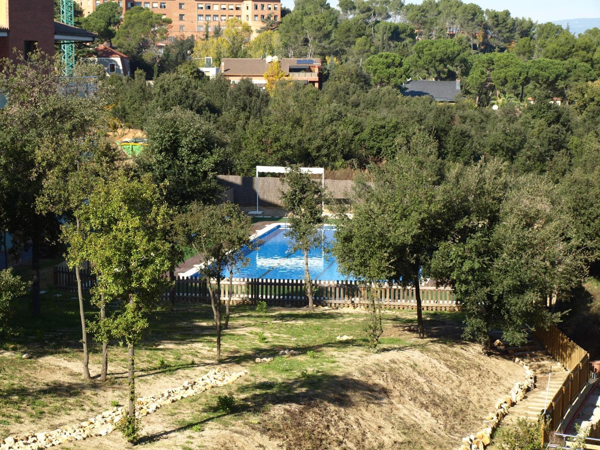 Aparthotel Del Golf Sant Cugat del Vallès Exterior foto