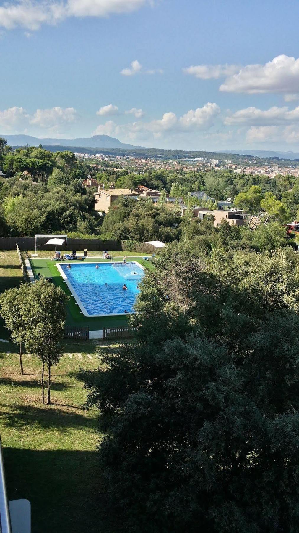 Aparthotel Del Golf Sant Cugat del Vallès Exterior foto